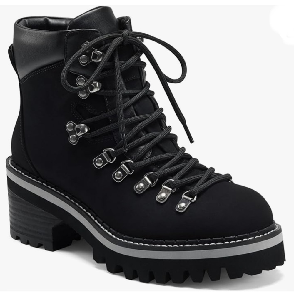 NWT- Aerosoles ‘Skylar’ Lugged Sole Hiking Boot w/Padded Collar